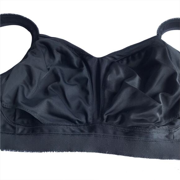 Lululemon Ta Ta Tamer III Rio Mist White Black Size 36 Sports Bra Multiway - Picture 12 of 16